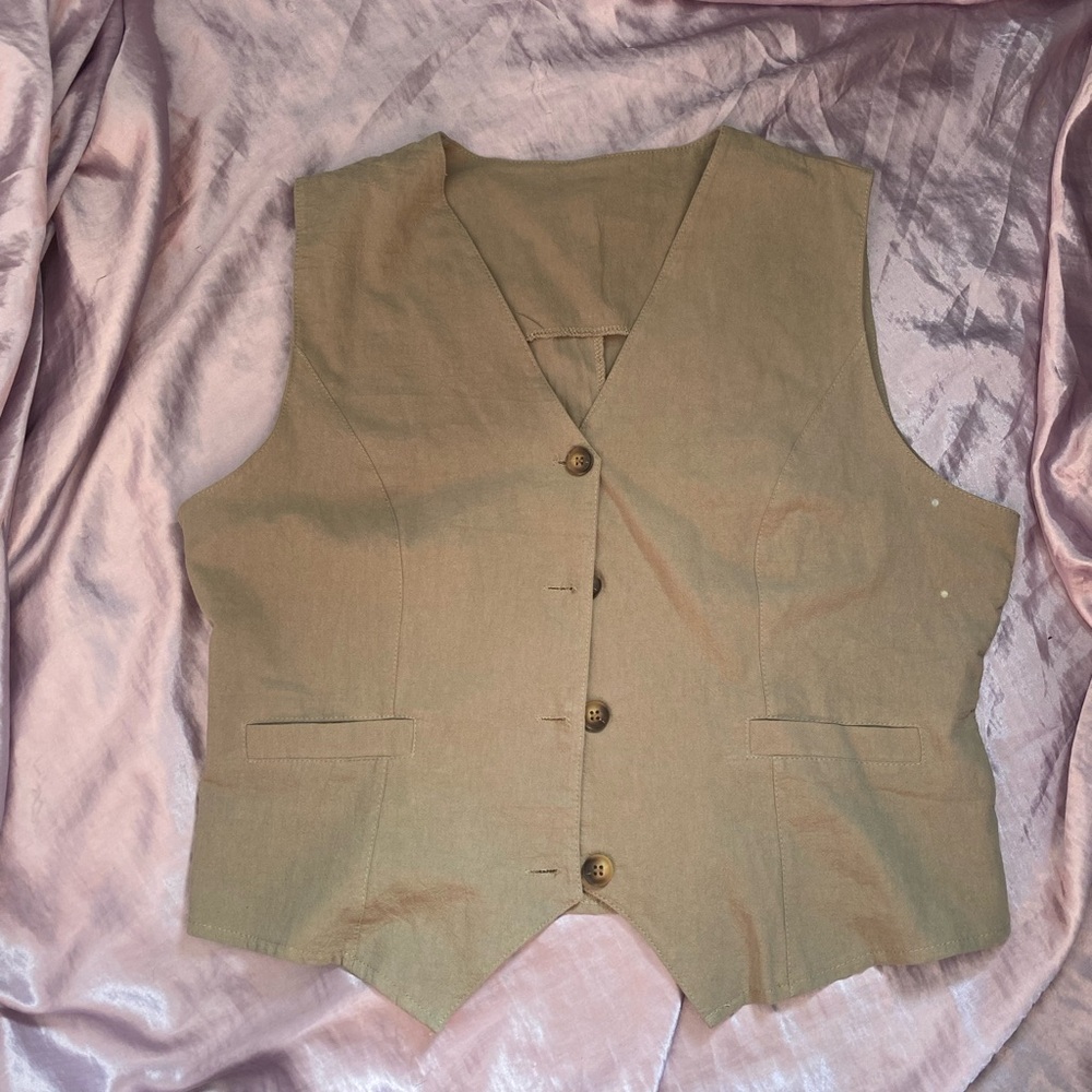 Button-up tan vest